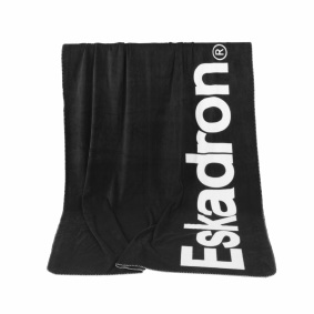 ESKADRON FLEECE COUCH RUG WITH LOGO DYNAMIC