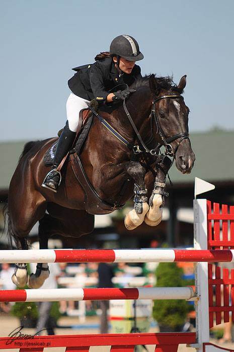 Ola na wałachu Egoist podczas MP Juniorów Warka 2010