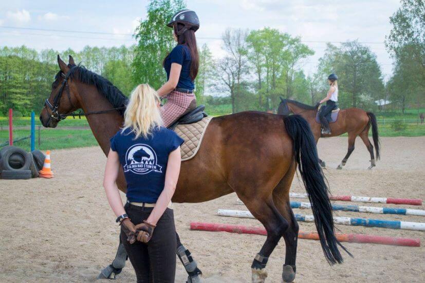 stajnia nad stawem popławce - trening