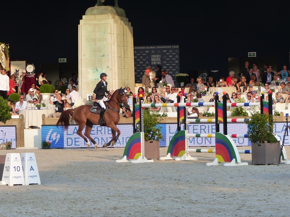 Paris_Eiffel_Jumping_2018_-_Ben_Maher_et_Explosion_W